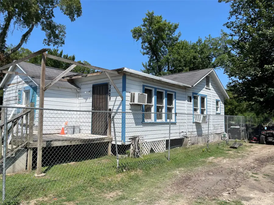 7428 Wheatley Street, Houston, TX 77088 - Image #2