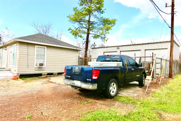 5720 Roberts Road, Katy, TX 77494