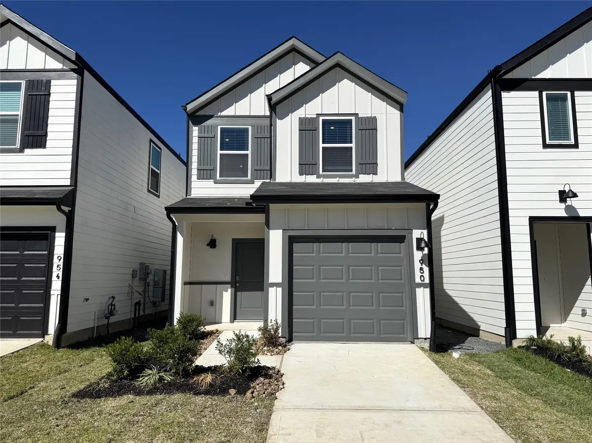 950 Moon Drop Lane, Houston, TX 77090 - Image #1