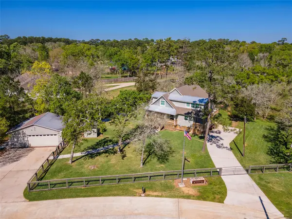 12216 Pine Lane, Dickinson, TX 77539