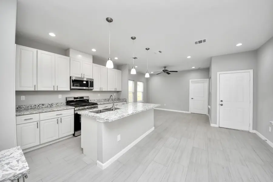 4011 Elmwood Street, Houston, TX 77051 - #2