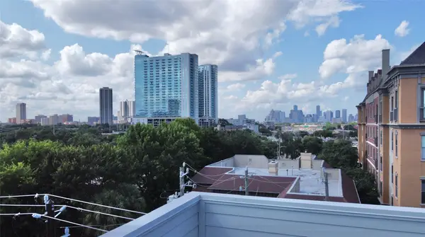 6110 Gehring Street, Houston, TX 77021