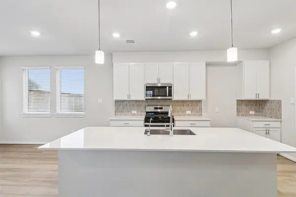 2168 Blue Heron Drive, Kemah, TX 77565