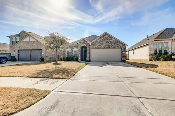 10033 Swift Fox Court, Magnolia, TX 77354