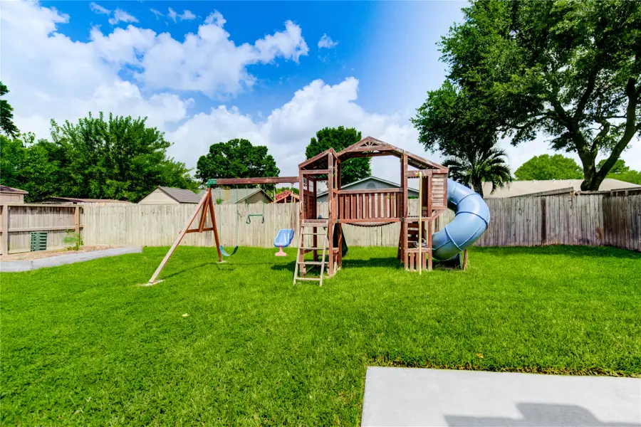 1034 Powder River Drive, Katy, TX 77450 - Image #3