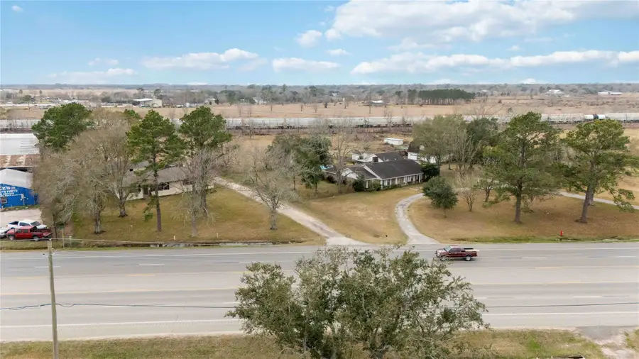 4260 E Highway 6 Highway, Alvin, TX 77511 - #2