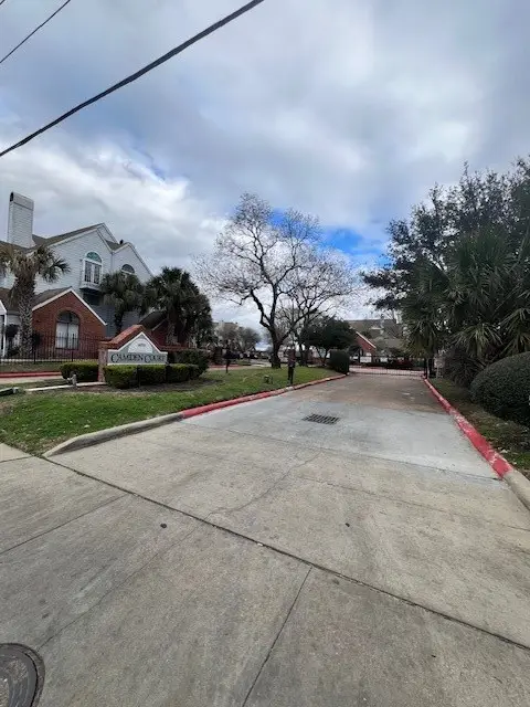 14550 Fonmeadow Drive #1406, Houston, TX 77035