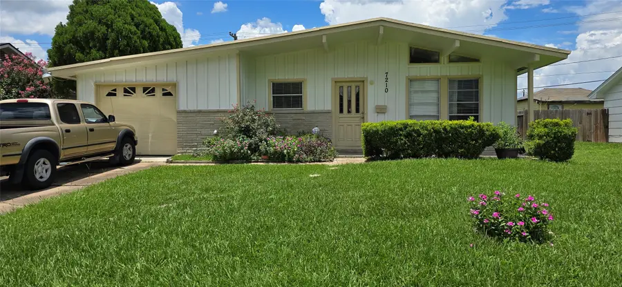 7210 Leader Street, Houston, TX 77074 - #2