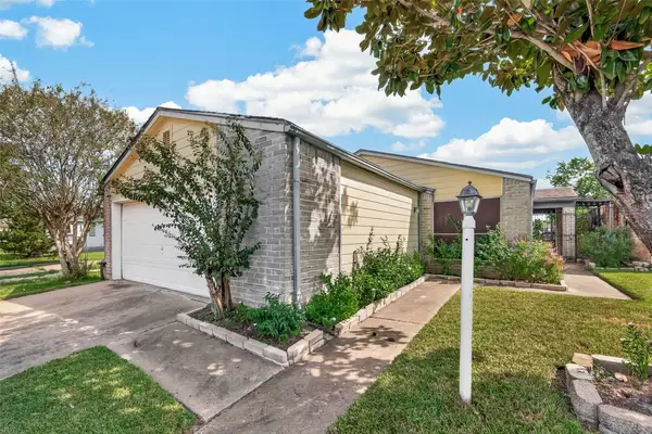 12371 Wellington Park Drive, Houston, TX 77072
