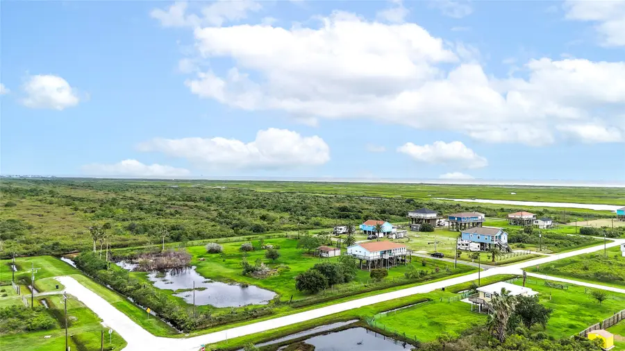 2205 Front Avenue Avenue, Port Bolivar, TX 77650 - #2