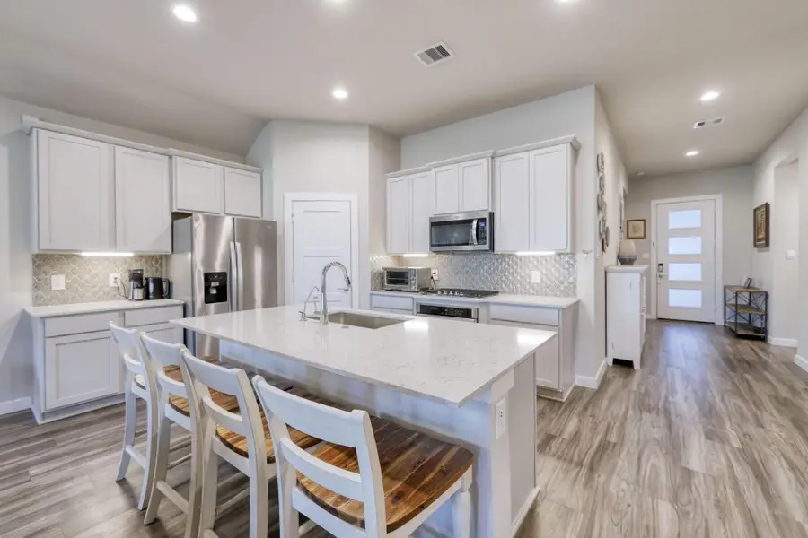 10026 Angelina Woods Lane, Conroe, TX 77384 - Image #2