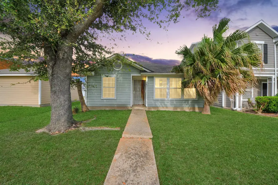 3831 E Traditions Court, Houston, TX 77082 - #2