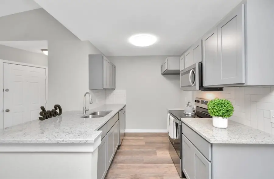 10101 S Gessner Road #811, Houston, TX 77071 - #3