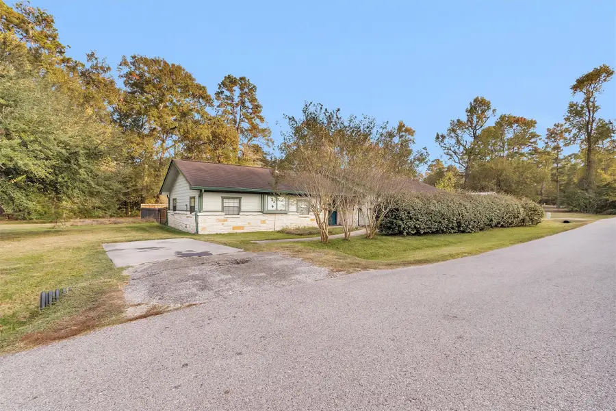 528 Catfish Lane, Conroe, TX 77384 - Image #2