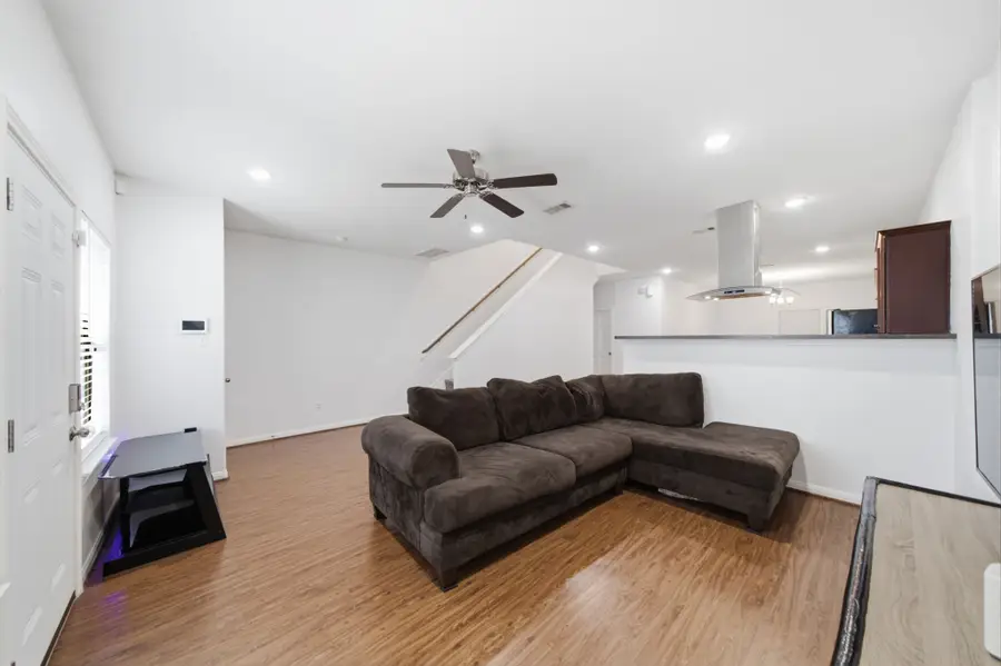 4528 Mayflower Street #A/B, Houston, TX 77051 - #3