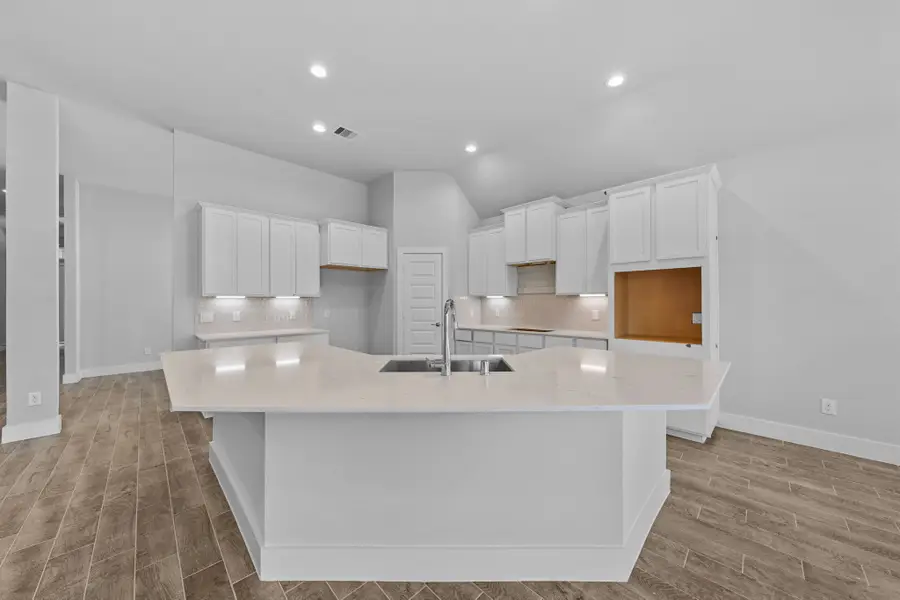 3208 Bushy Hawthorne Drive, Conroe, TX 77301 - #2