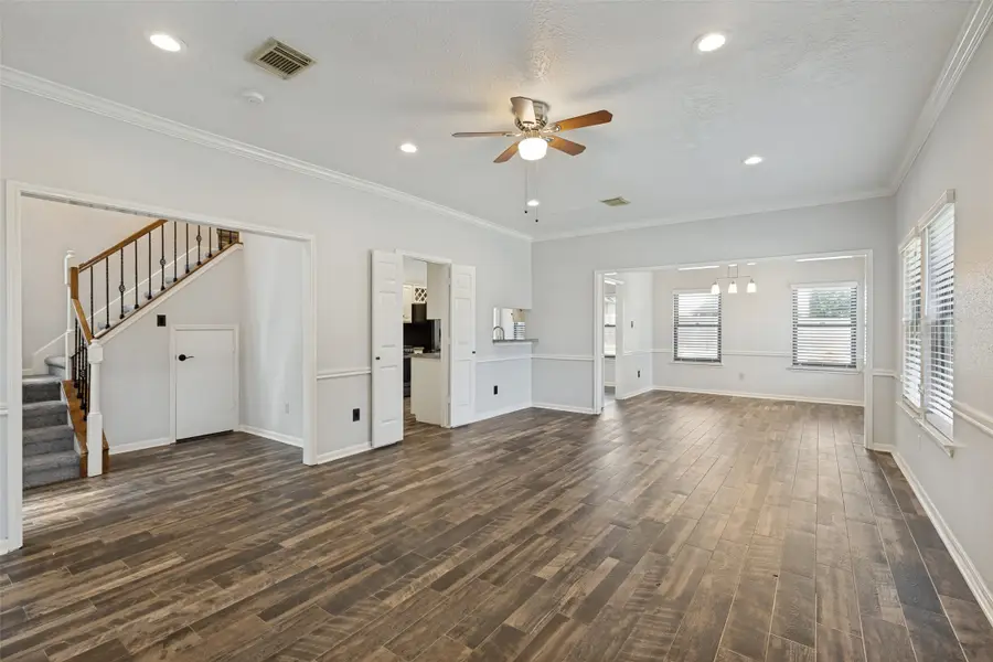523 Aberdeen Way, Highlands, TX 77562 - #2