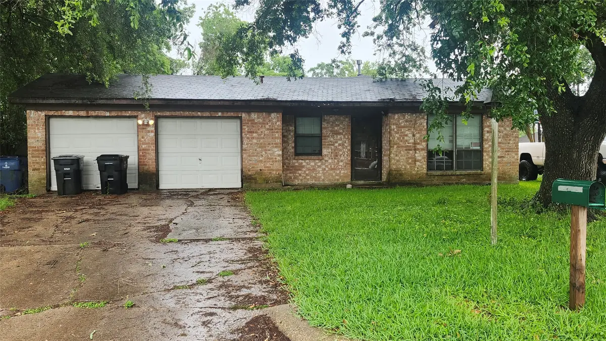 509 Debbie Lane, Alvin, TX 77511 - #1