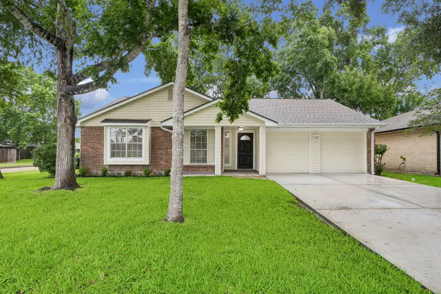 402 Forest Hills Drive, League City, TX 77573 - #2