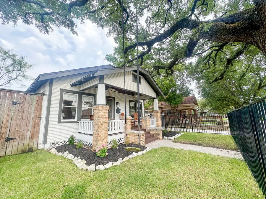 4006 Oak Ridge Street, Houston, TX 77009 - #2