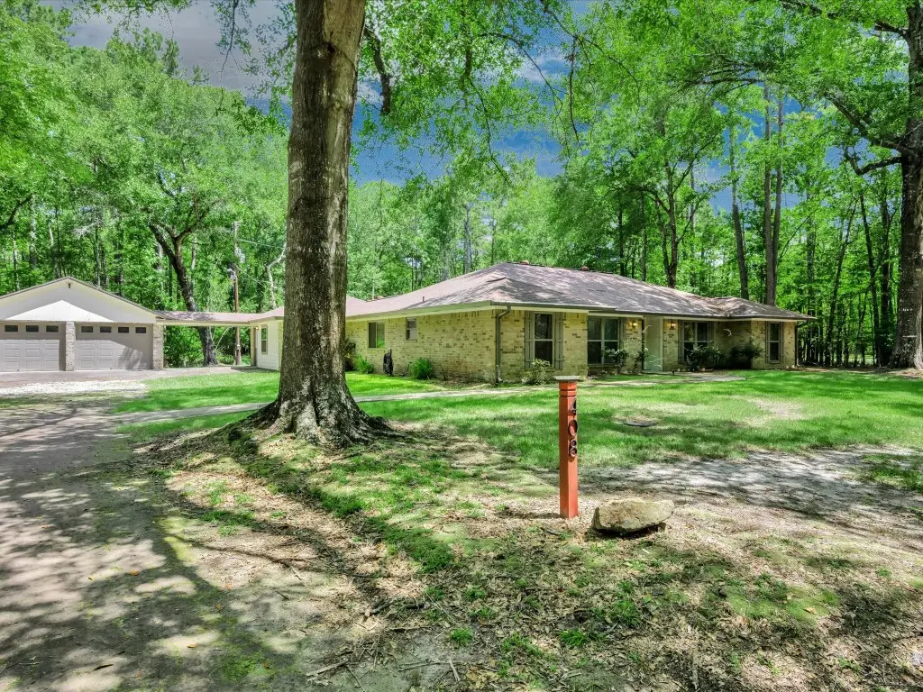 408 W Eucalyptus Street, Village Mills, TX 77663 - #1