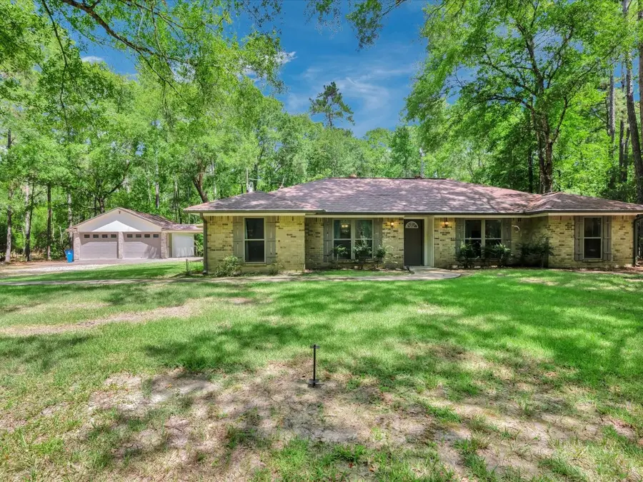 408 W Eucalyptus Street, Village Mills, TX 77663 - #2