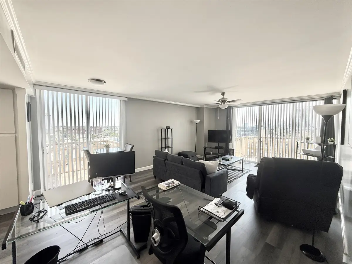 2016 Main Street #902, Houston, TX 77002 - #1