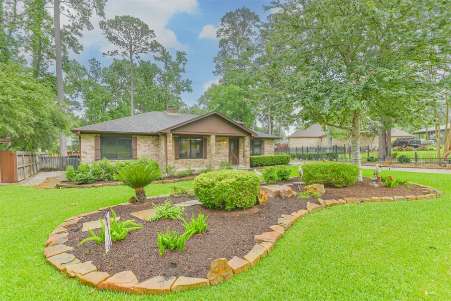 252 Springs Edge Drive, Montgomery, TX 77356 - #2