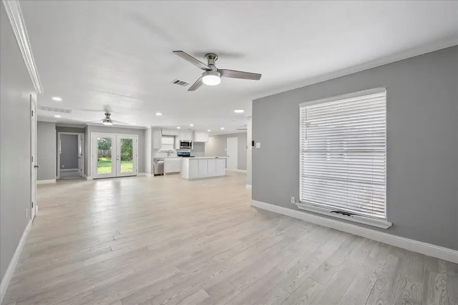 4601 Graves Avenue, Groves, TX 77619 - Image #3