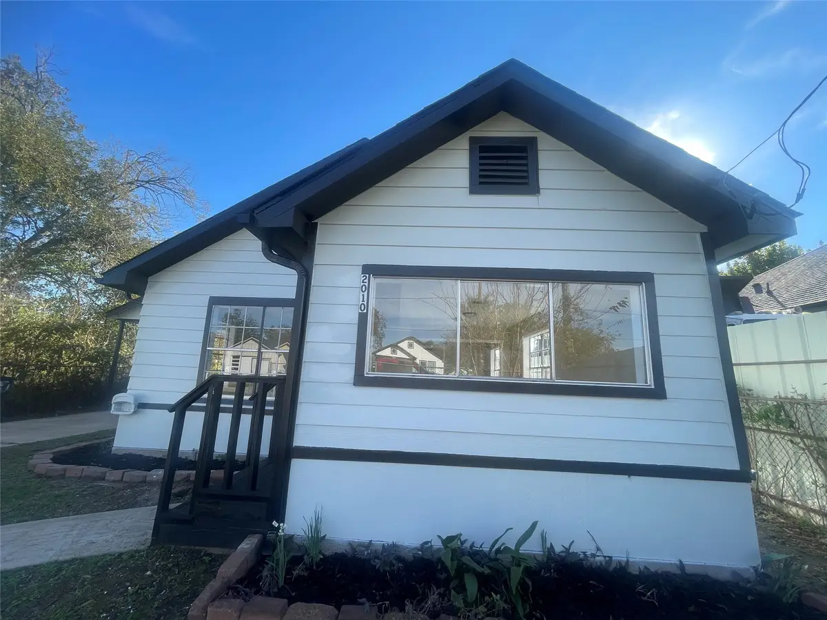 2010 King Street, Houston, TX 77026 - Image #1