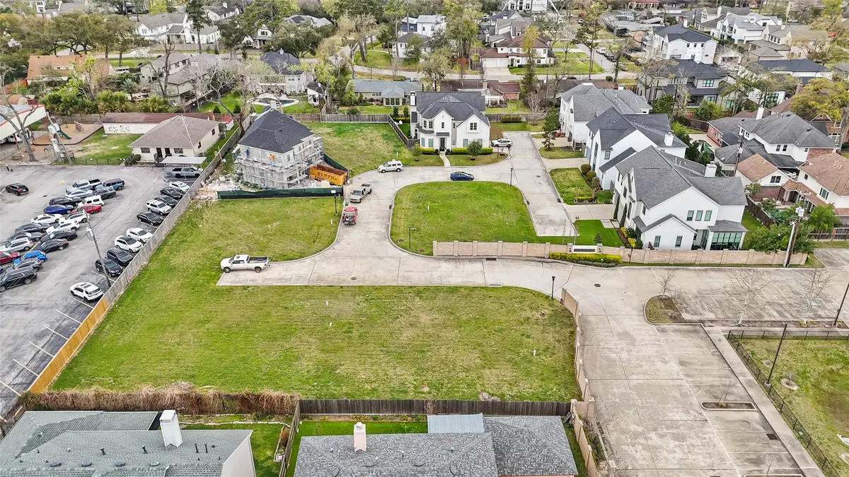 1202 Hilshire Villa Drive, Hilshire Village, TX 77055 - #1