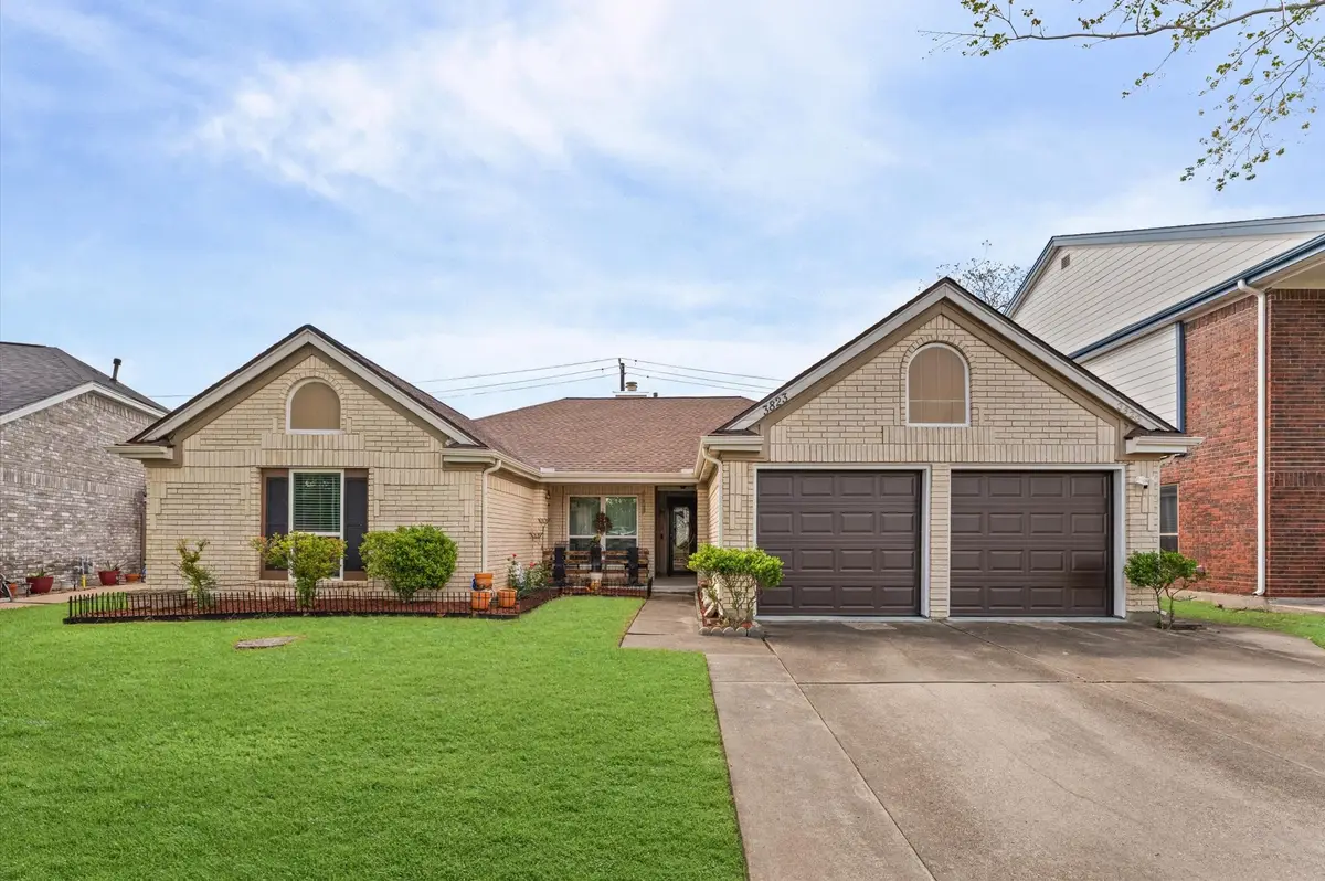 3823 Redbud Drive, La Porte, TX 77571 - #1