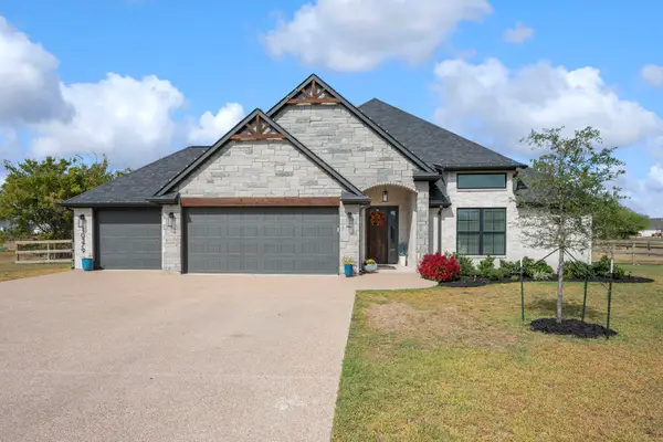 10379 Bourbon Lane, Bryan, TX 77808