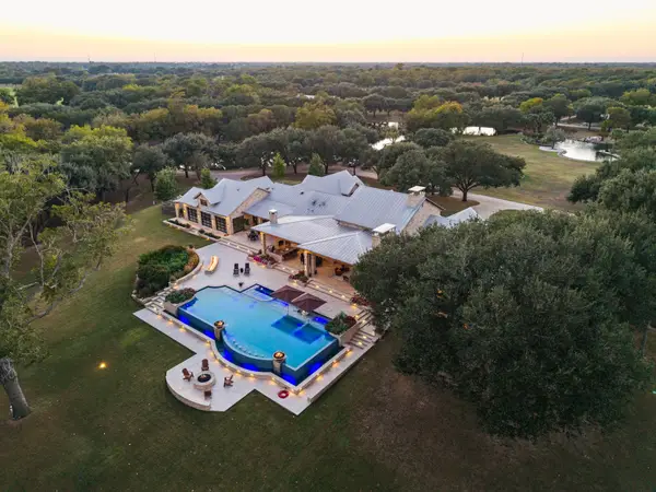 3401 Pueblo Viejo Lane, Sealy, TX 77474