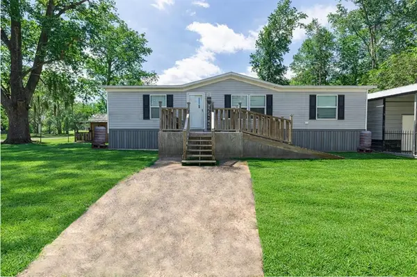 88 County Road 1333, Liberty, TX 77575