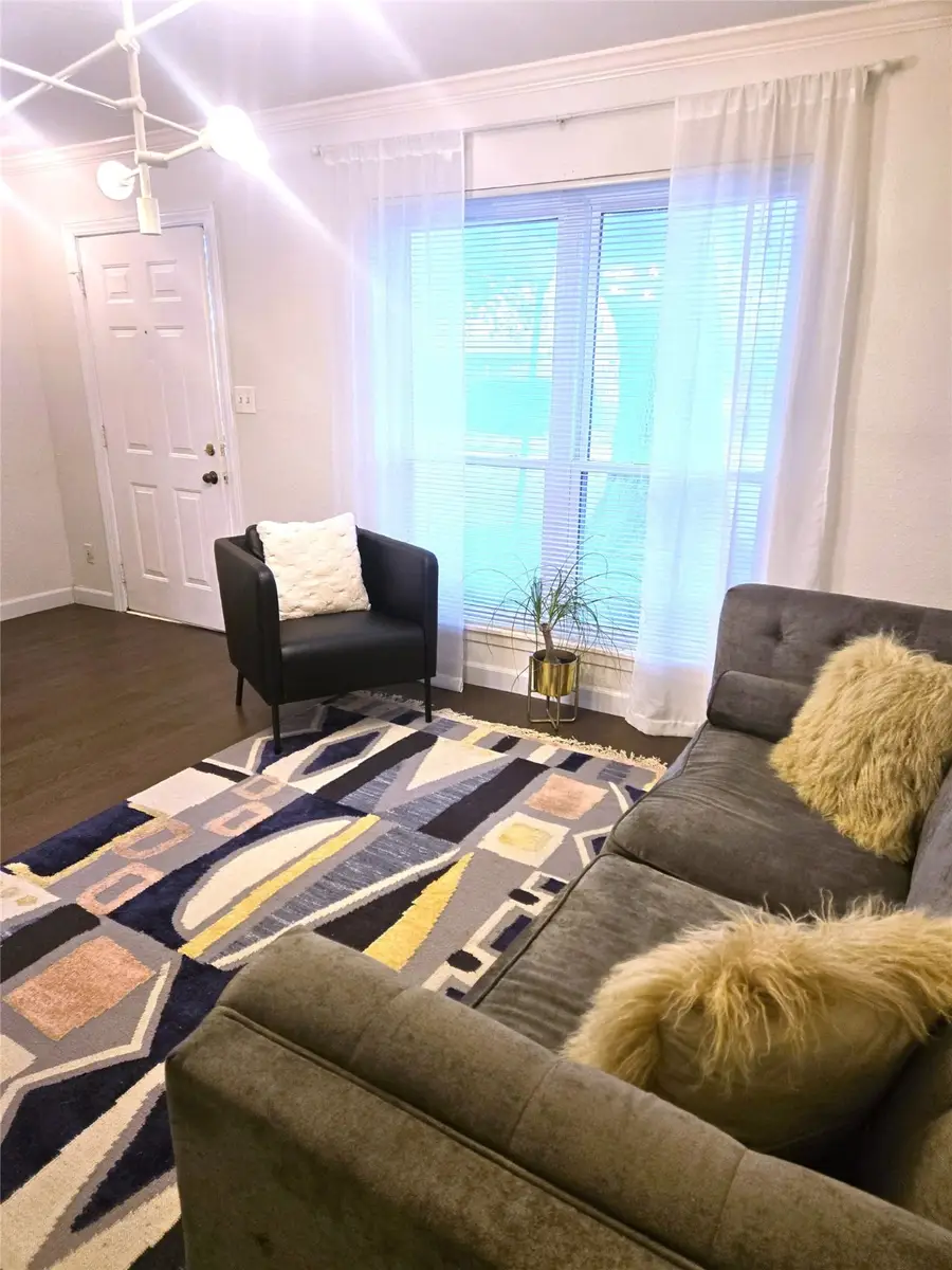 6202 Skyline Drive #7, Houston, TX 77057 - Image #3