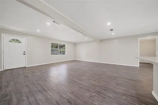 104 County Road 2401, Hull, TX 77564