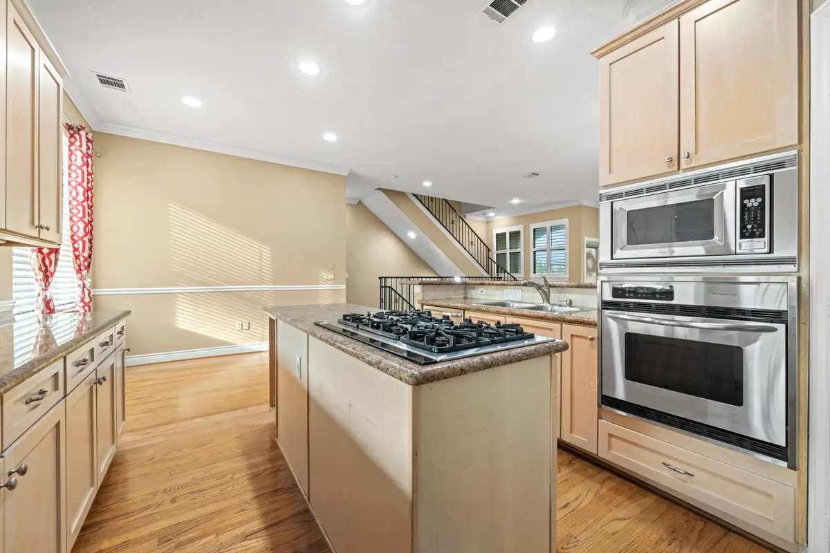 2604 Chenevert Street, Houston, TX 77004 - #1