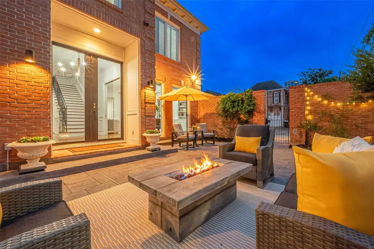 983 S Post Oak Lane, Houston, TX 77056 - #1