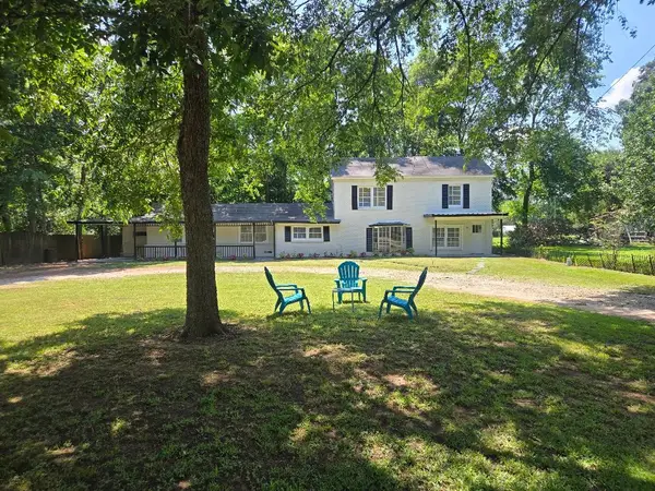 501 S 10th Street, Crockett, TX 75835