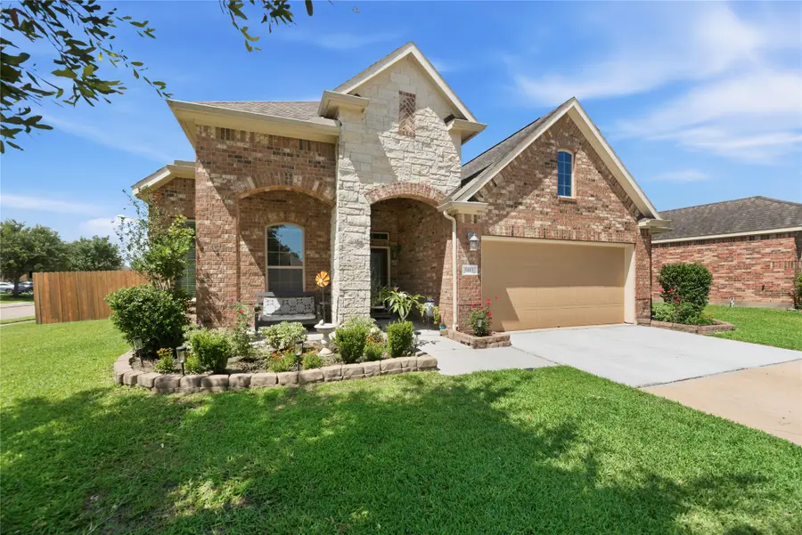 9403 Vista Falls Court, Richmond, TX 77469 - #3