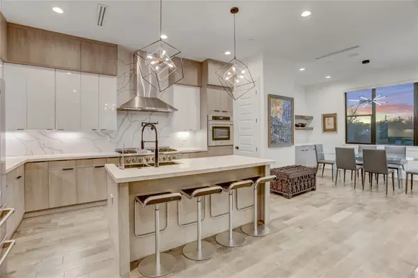 2435 Sheridan Street, Houston, TX 77030