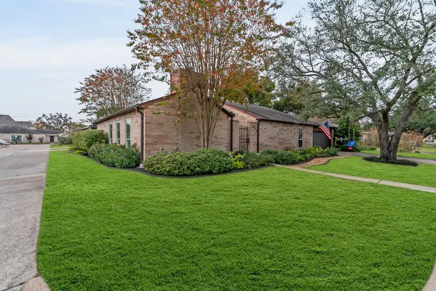 1546 Beaconshire Road, Houston, TX 77077 - Image #2