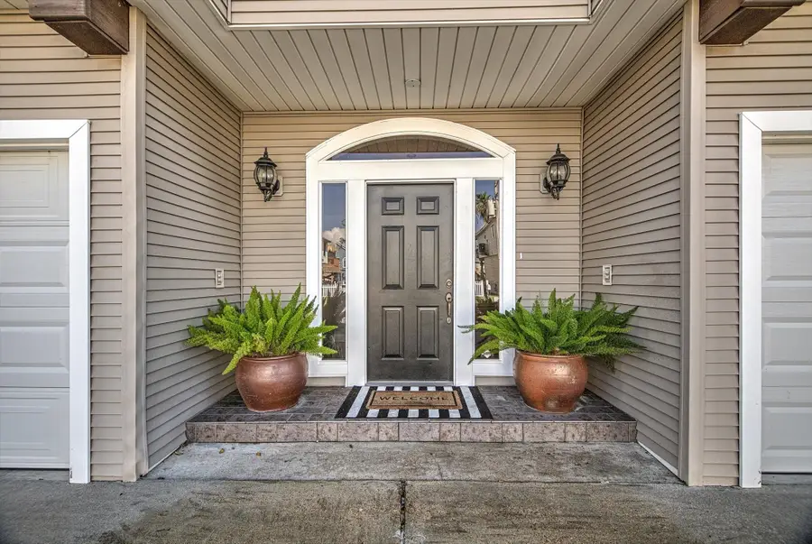 1095 Redfish Street, Bayou Vista, TX 77563 - #2