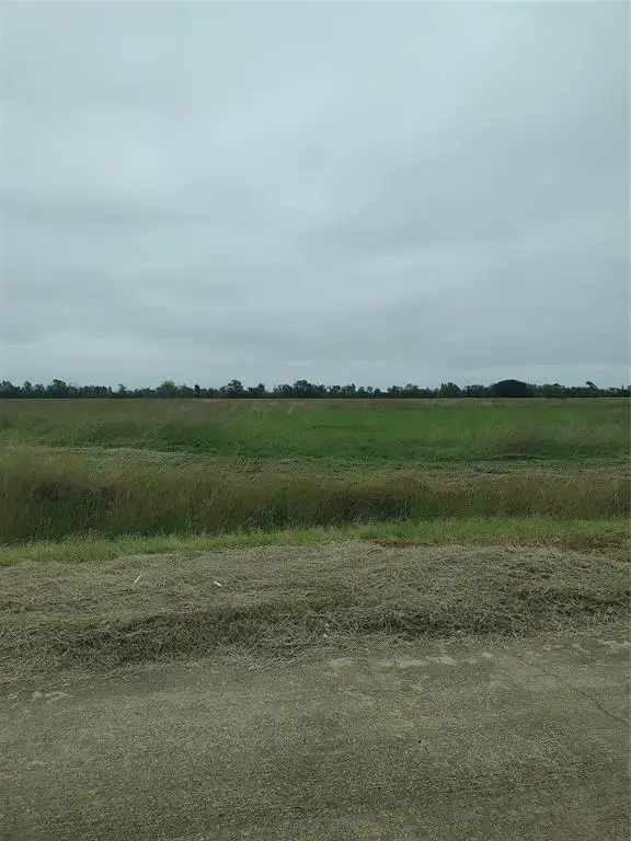 Lot 128 Stampede Trail, Angleton, TX 77515