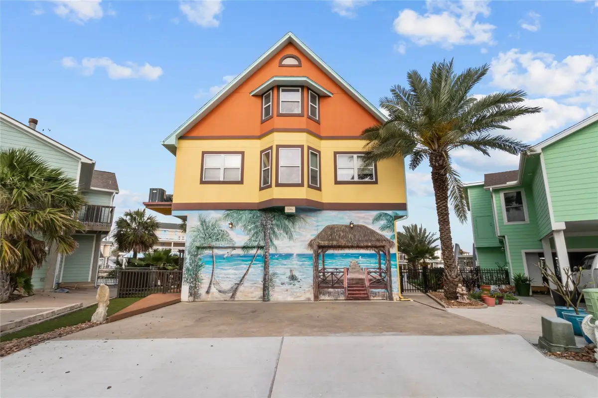 106 Isles End Road, Tiki Island, TX 77554 - #1