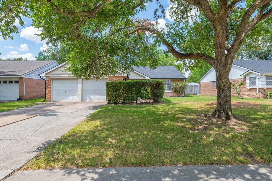 10714 Hillcroft Avenue, Houston, TX 77096 - #2