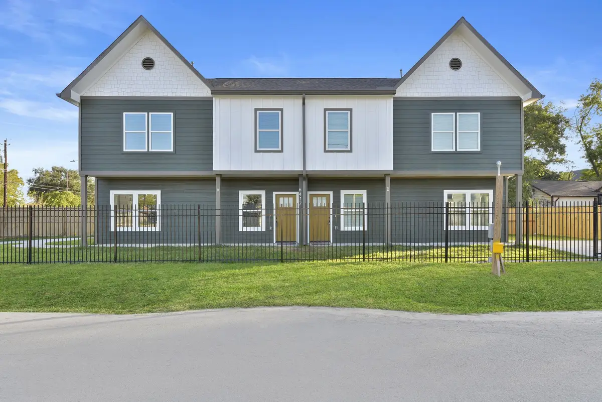 6417 Eastland Street #A and B, Houston, TX 77028 - Image #1