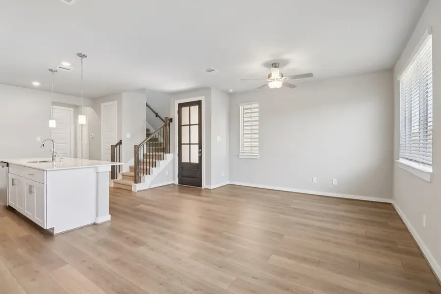 4218 Laurel Oak Circle, Missouri City, TX 77459 - Image #2