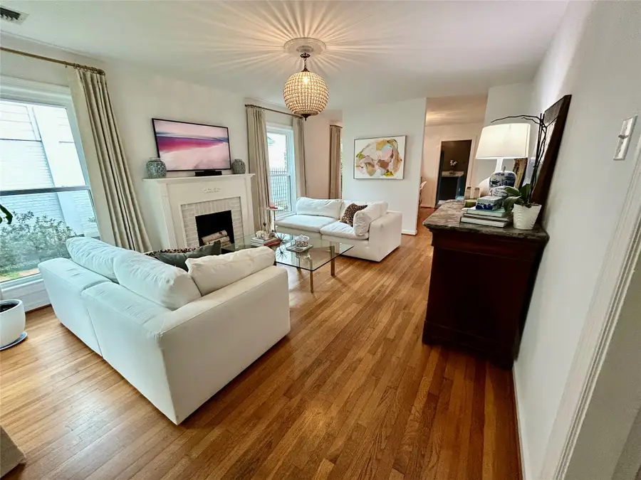 4002 Milton Street, West University Place, TX 77005 - #3